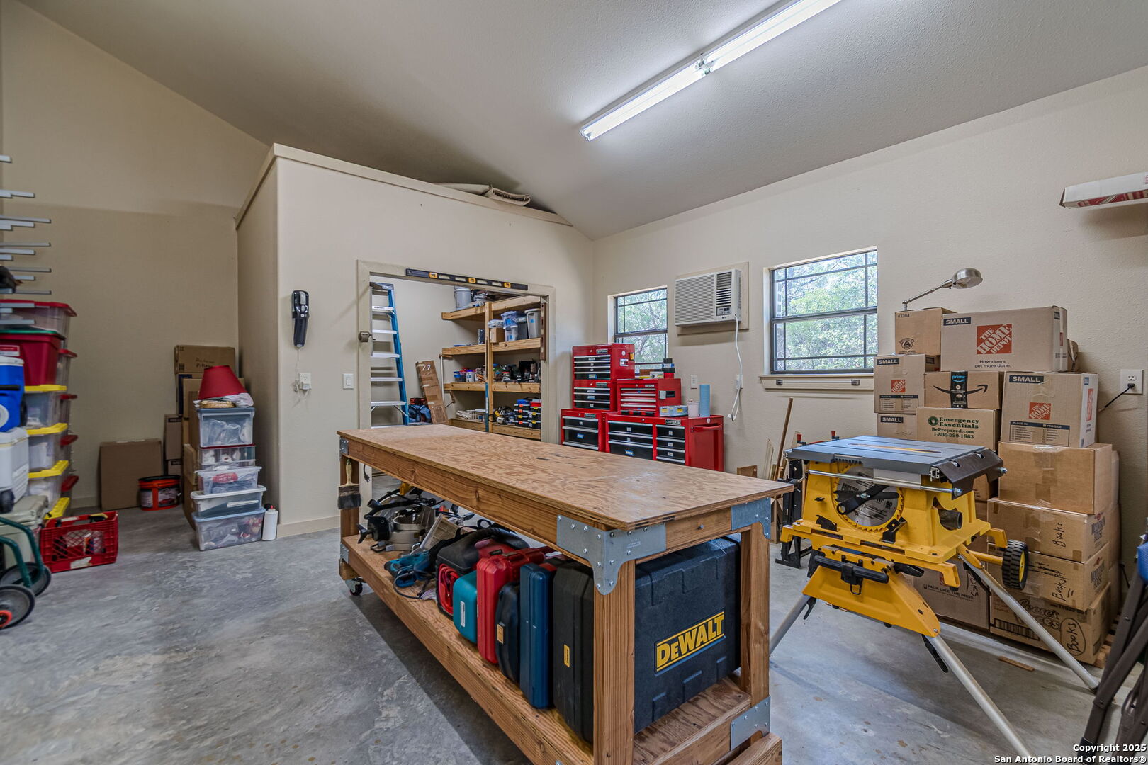 560 Bluff Ridge New Braunfels TX 78132