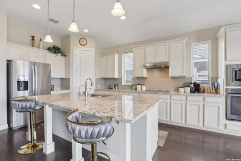 3113 Deer Hollow New Braunfels TX 78130