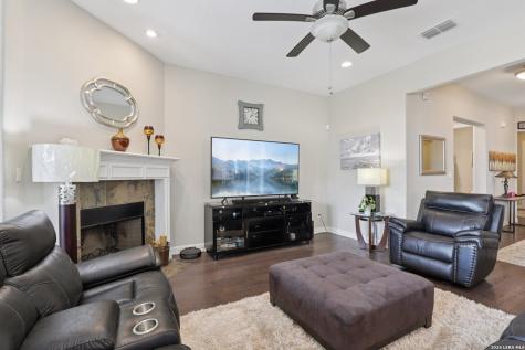 3113 Deer Hollow New Braunfels TX 78130