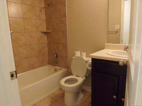 5519 Toledo Farm San Antonio TX 78222