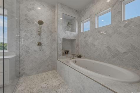 1356 Bordeaux New Braunfels TX 78132