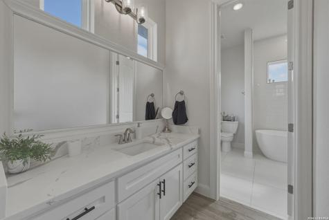 1356 Bordeaux New Braunfels TX 78132