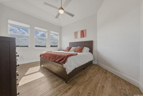 1356 Bordeaux New Braunfels TX 78132