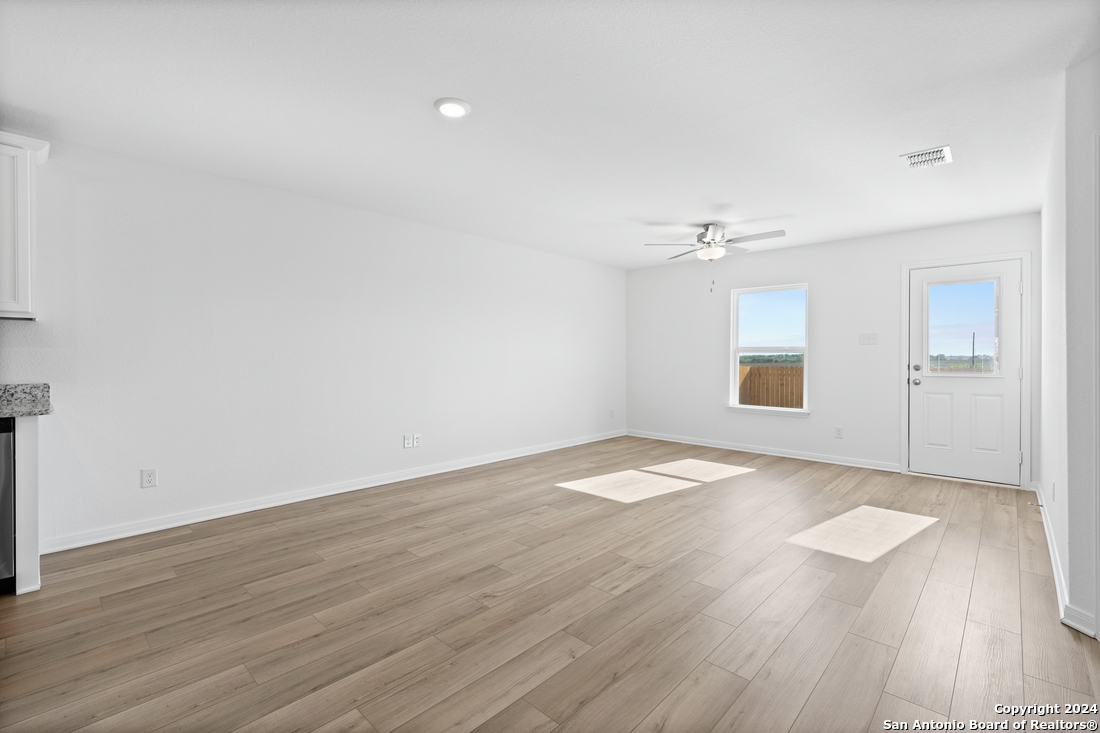 11812 Luckey Villa San Antonio TX 78252