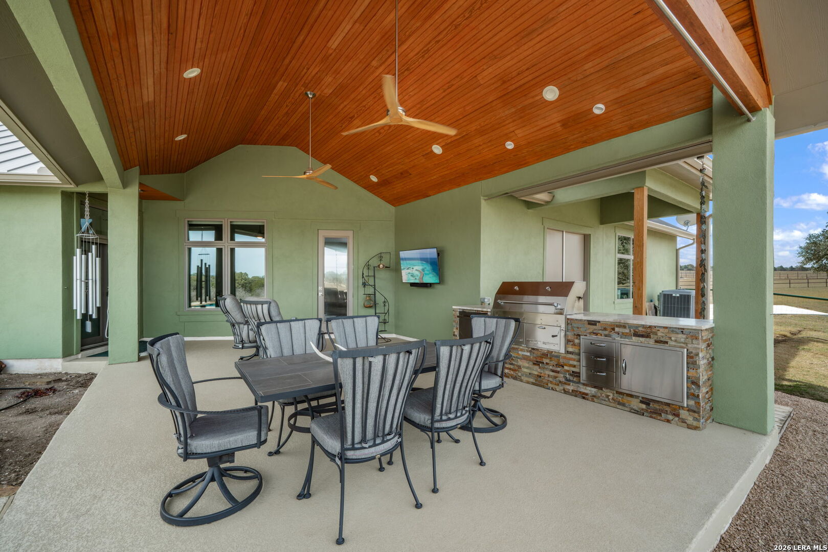 236 Bridle Chase Bandera TX 78003
