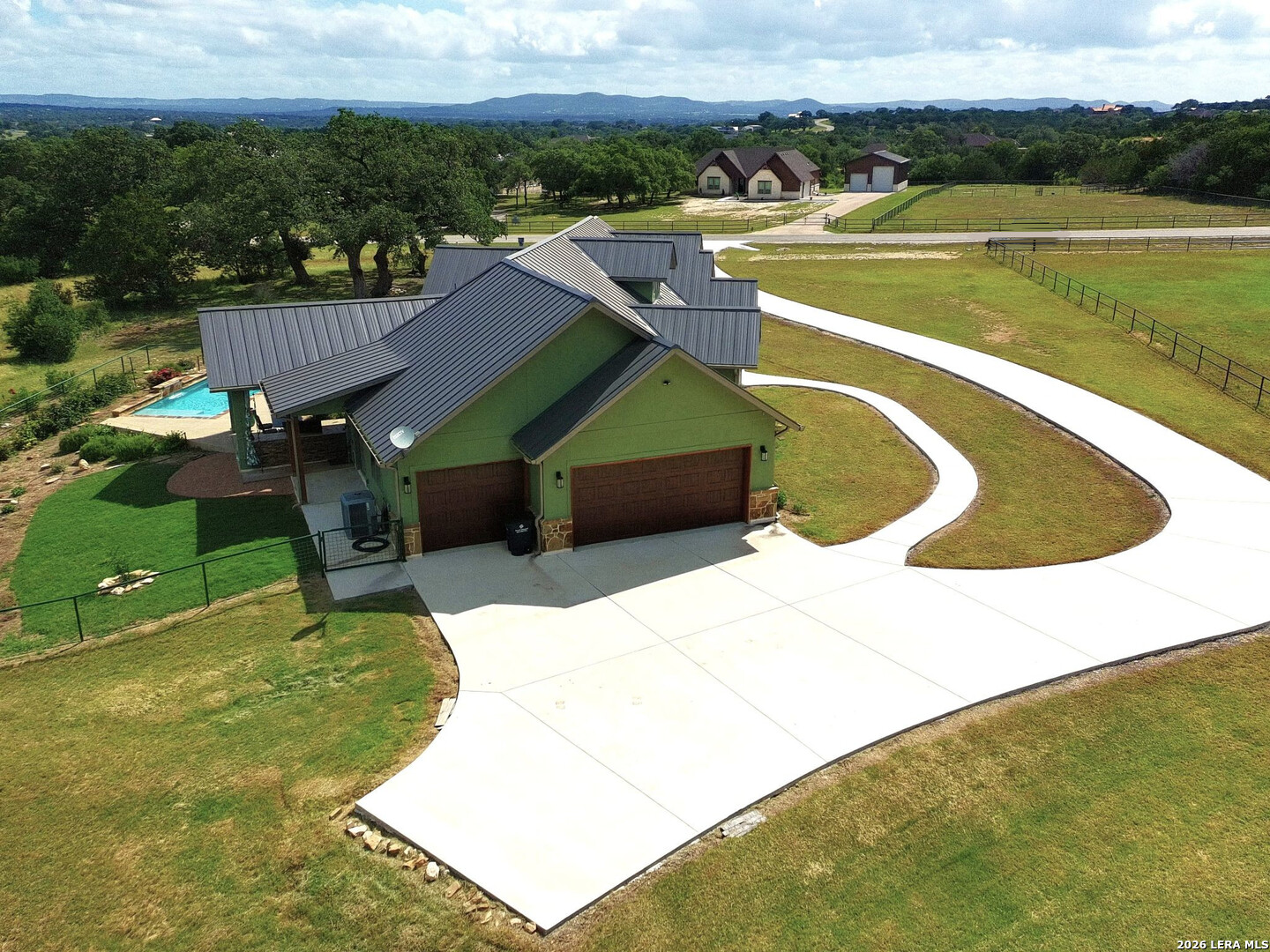 236 Bridle Chase Bandera TX 78003