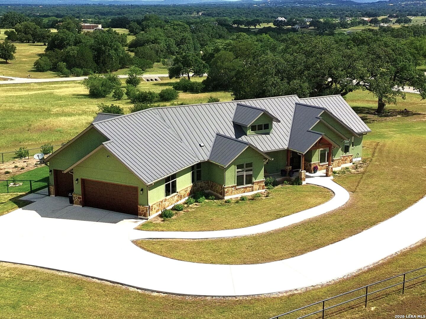 236 Bridle Chase Bandera TX 78003