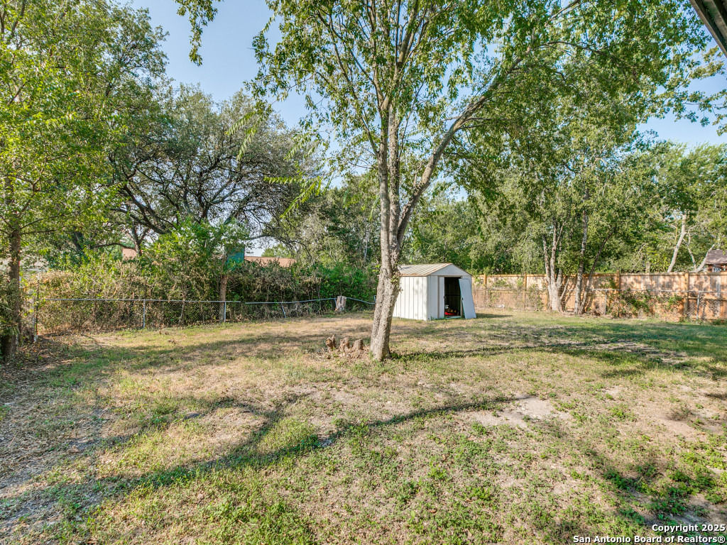 5830 Castle Yard San Antonio TX 78218
