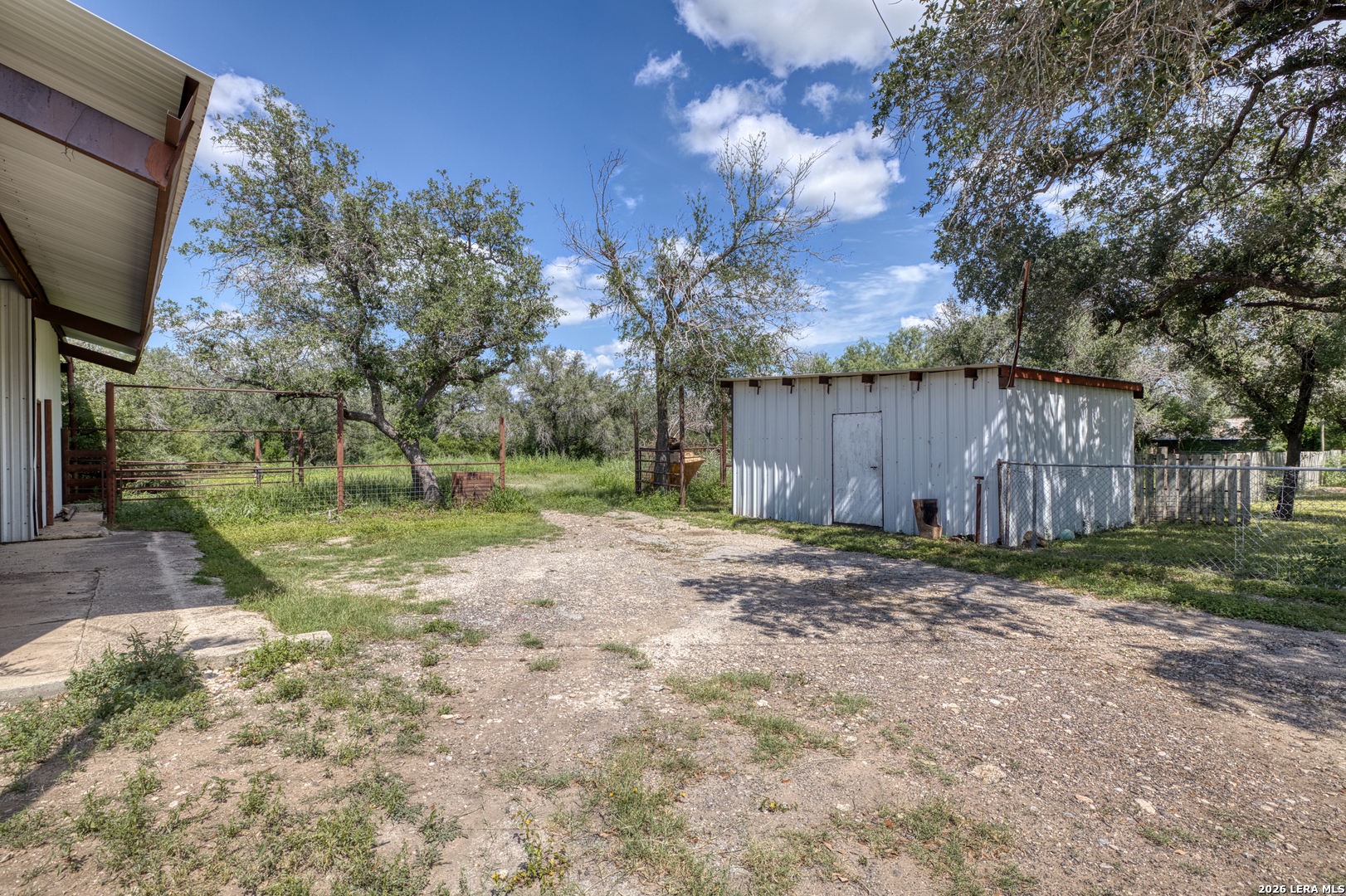 3424 Fm 117 Uvalde TX 78801