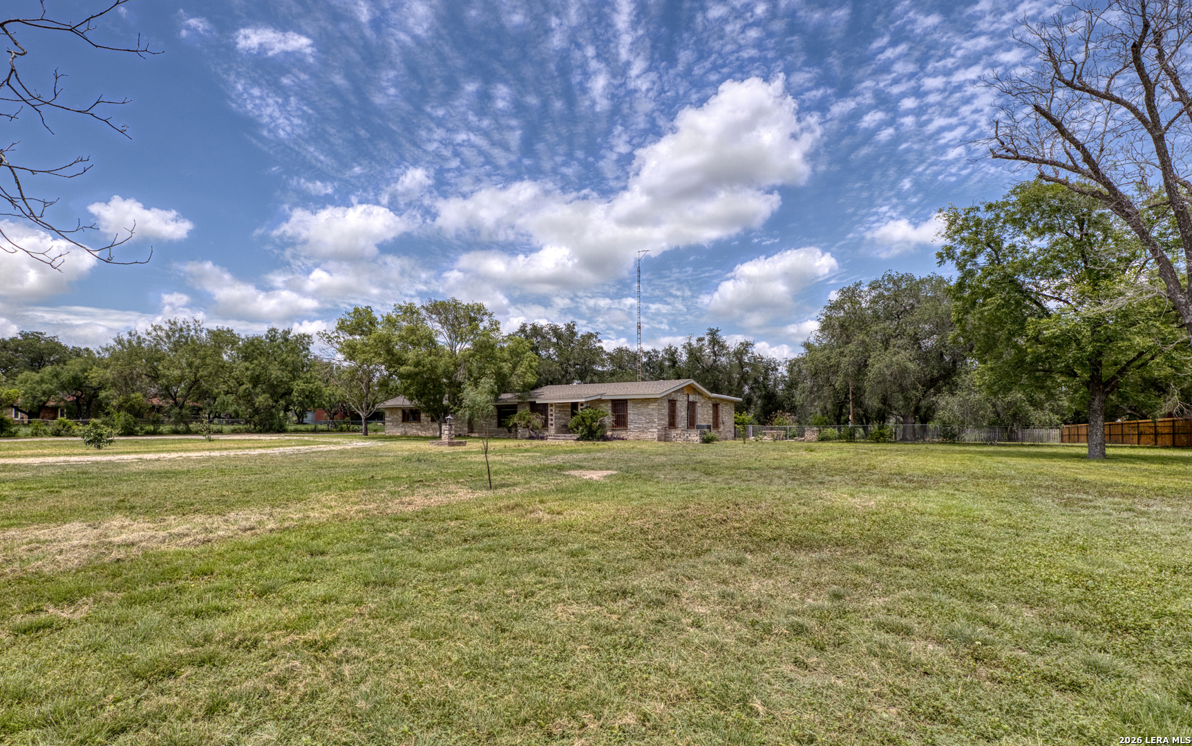 3424 Fm 117 Uvalde TX 78801