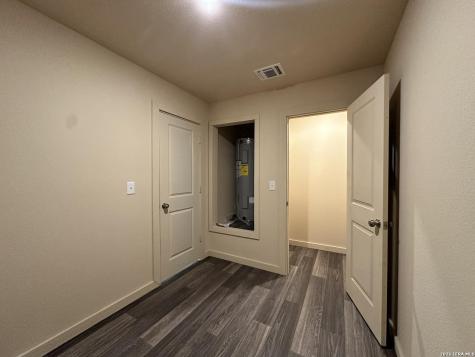 618 Cr 124 Floresville TX 78114