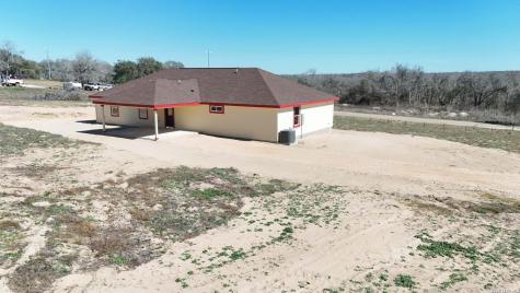 618 Cr 124 Floresville TX 78114