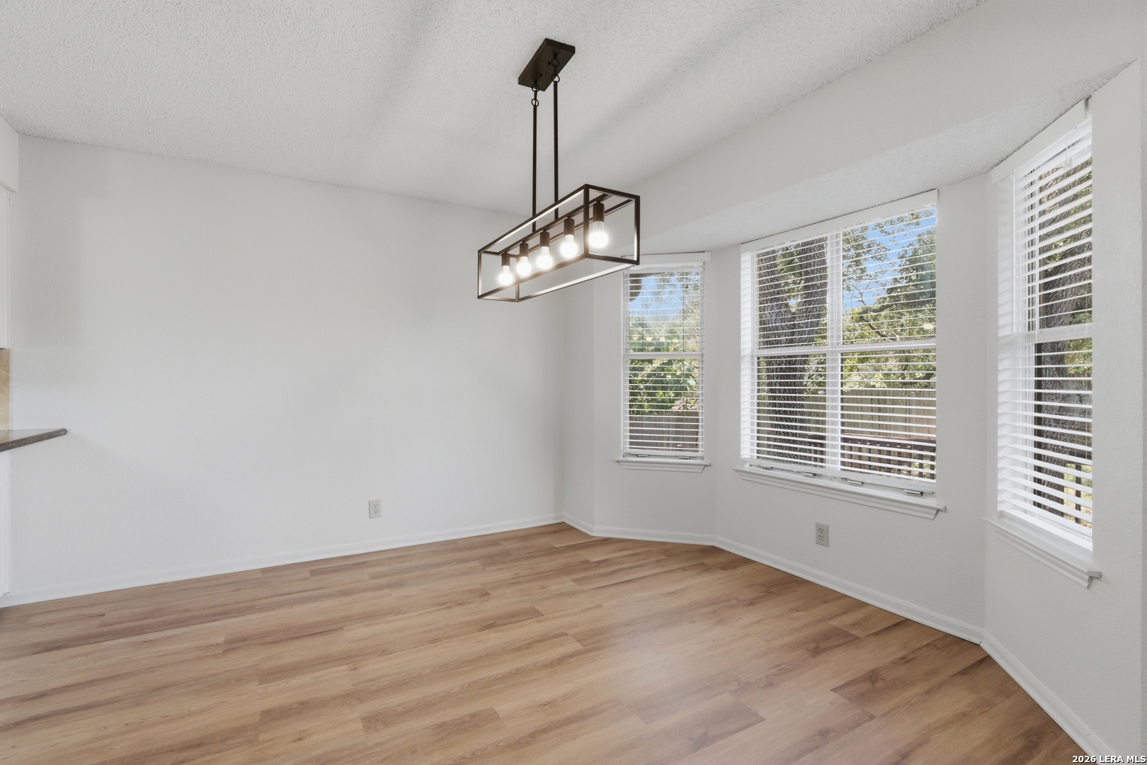 28007 Rocky Hollow San Antonio TX 78258