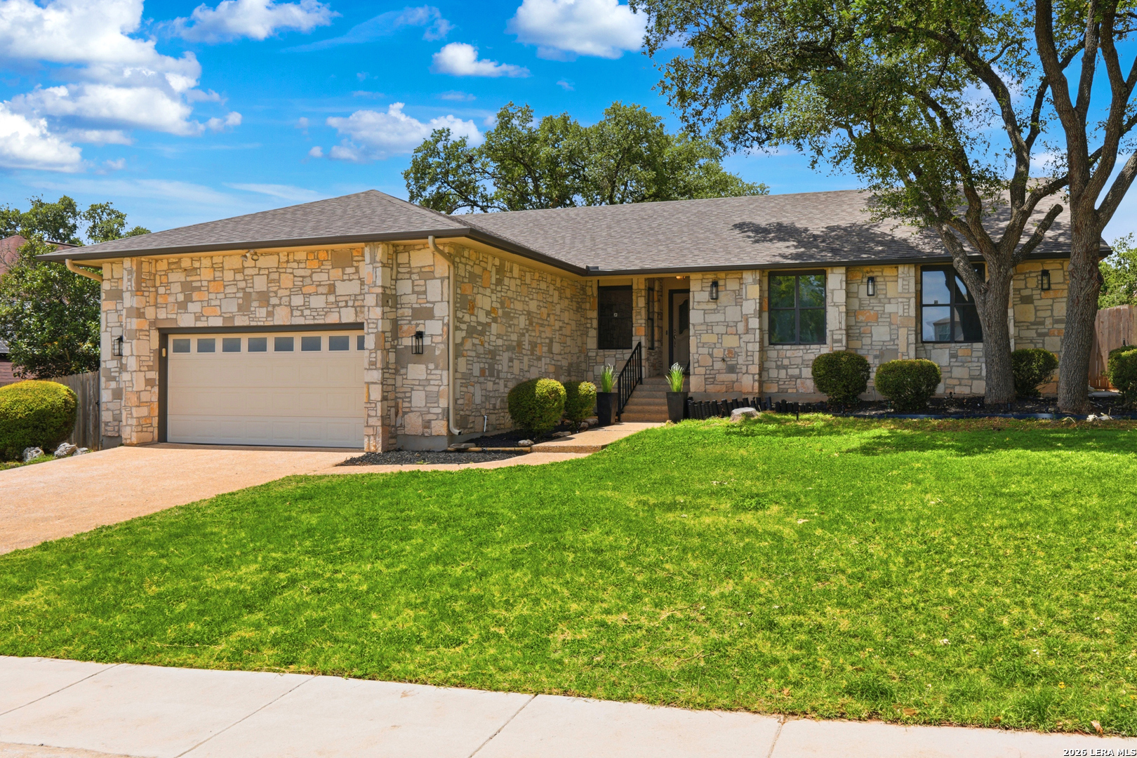 28007 Rocky Hollow San Antonio TX 78258