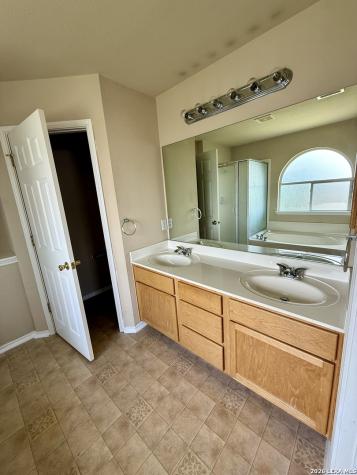 9610 Krier Court Converse TX 78109