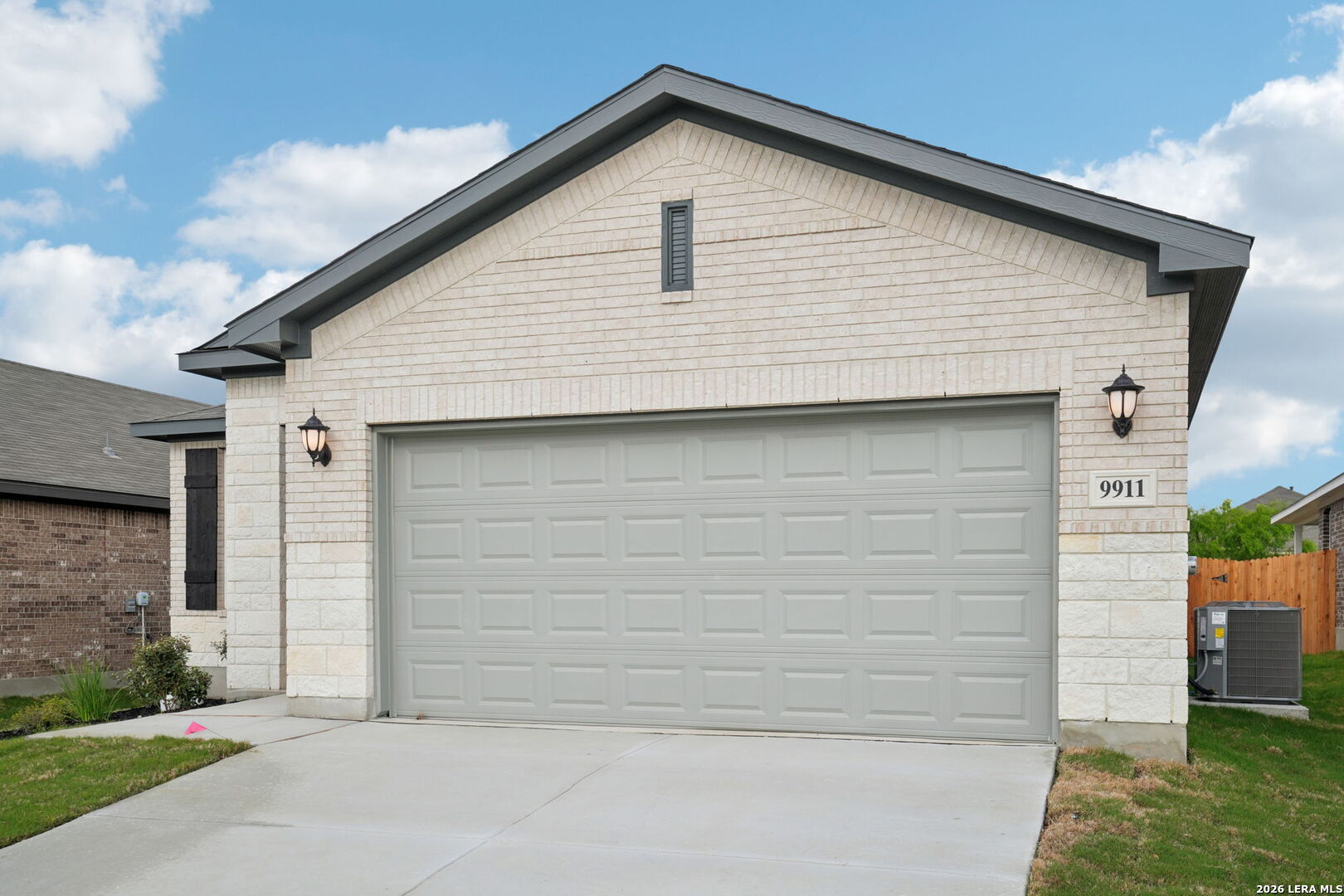 9911 Briceway Gap San Antonio TX 78254