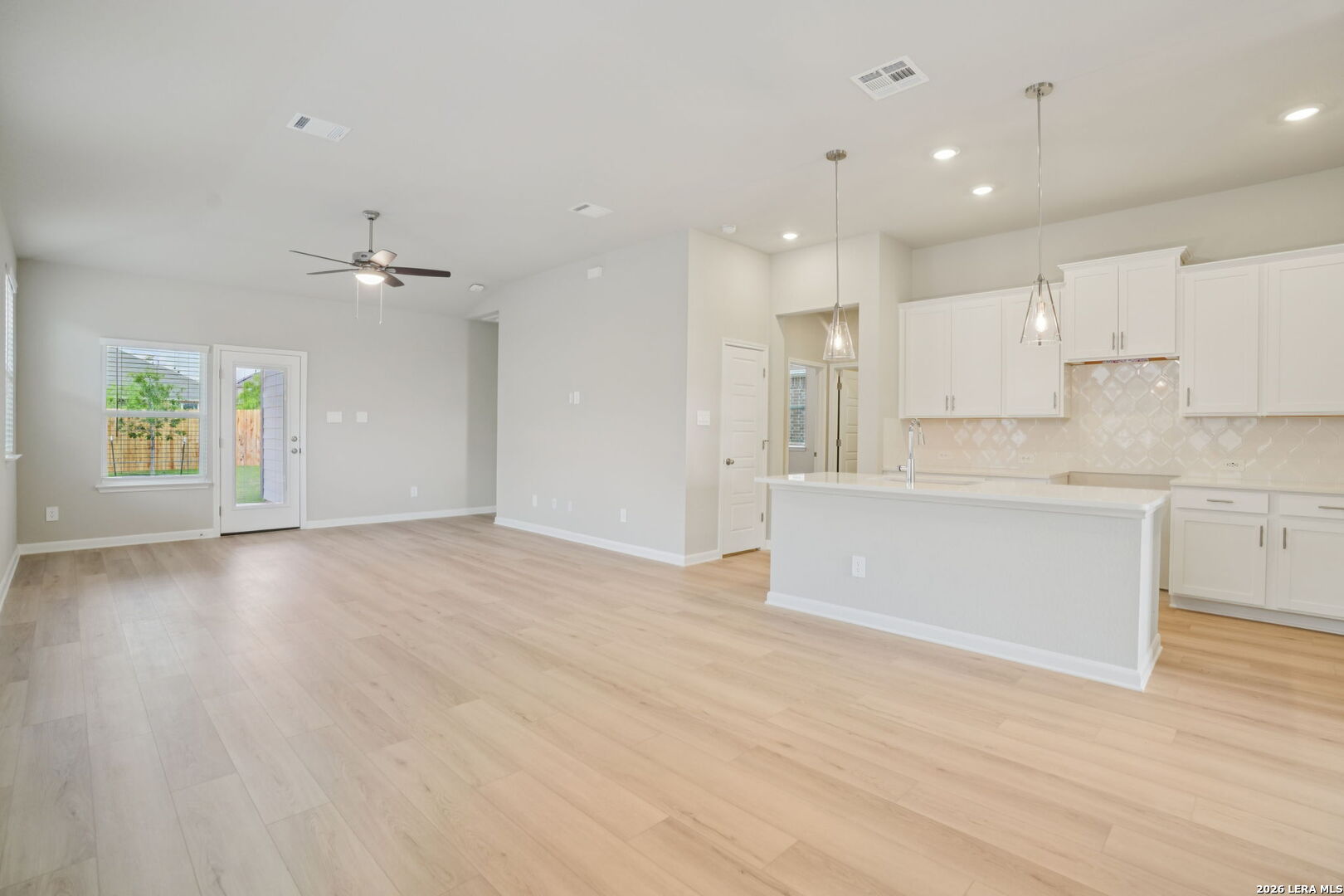 9911 Briceway Gap San Antonio TX 78254