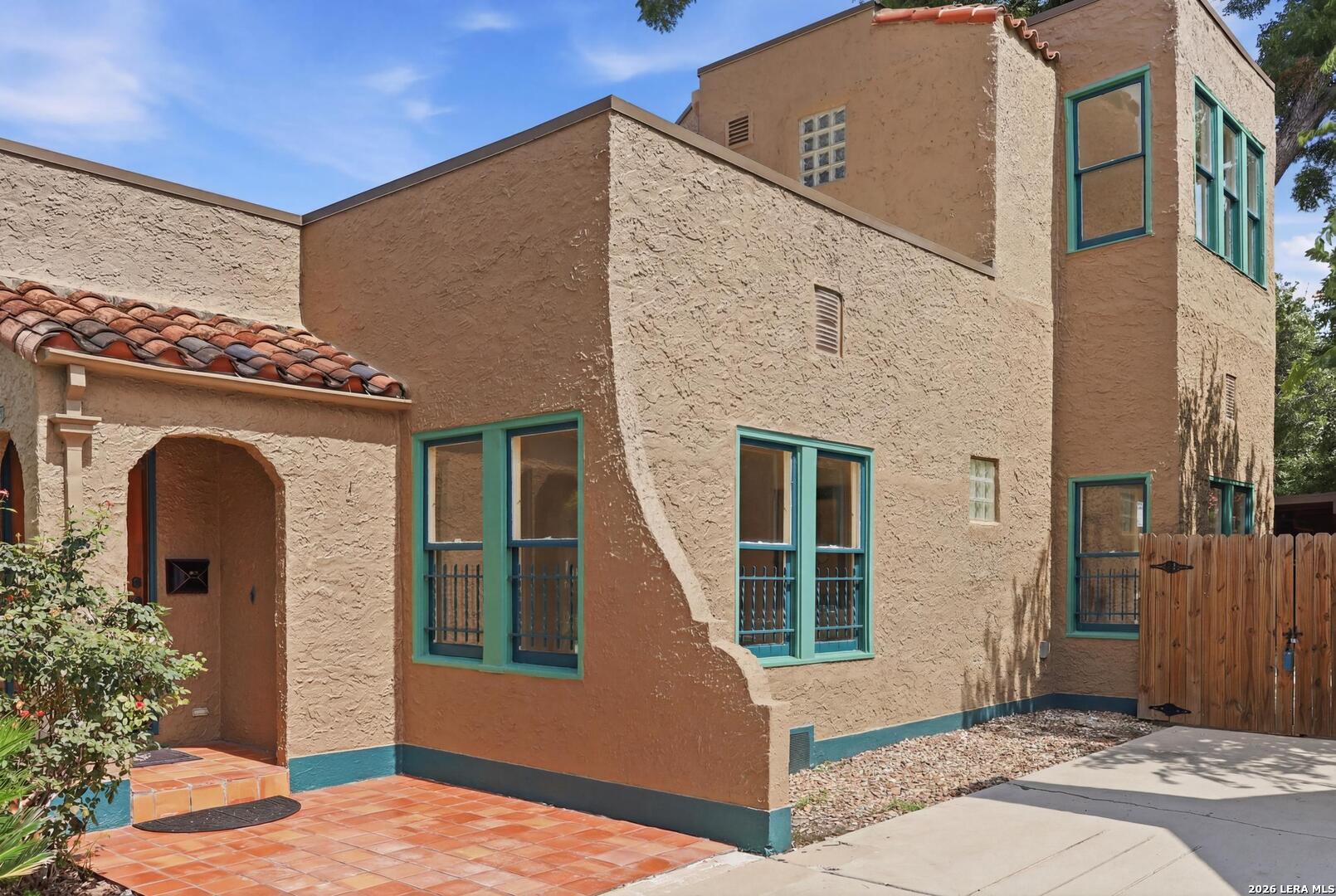 1833 W Gramercy Place San Antonio TX 78201