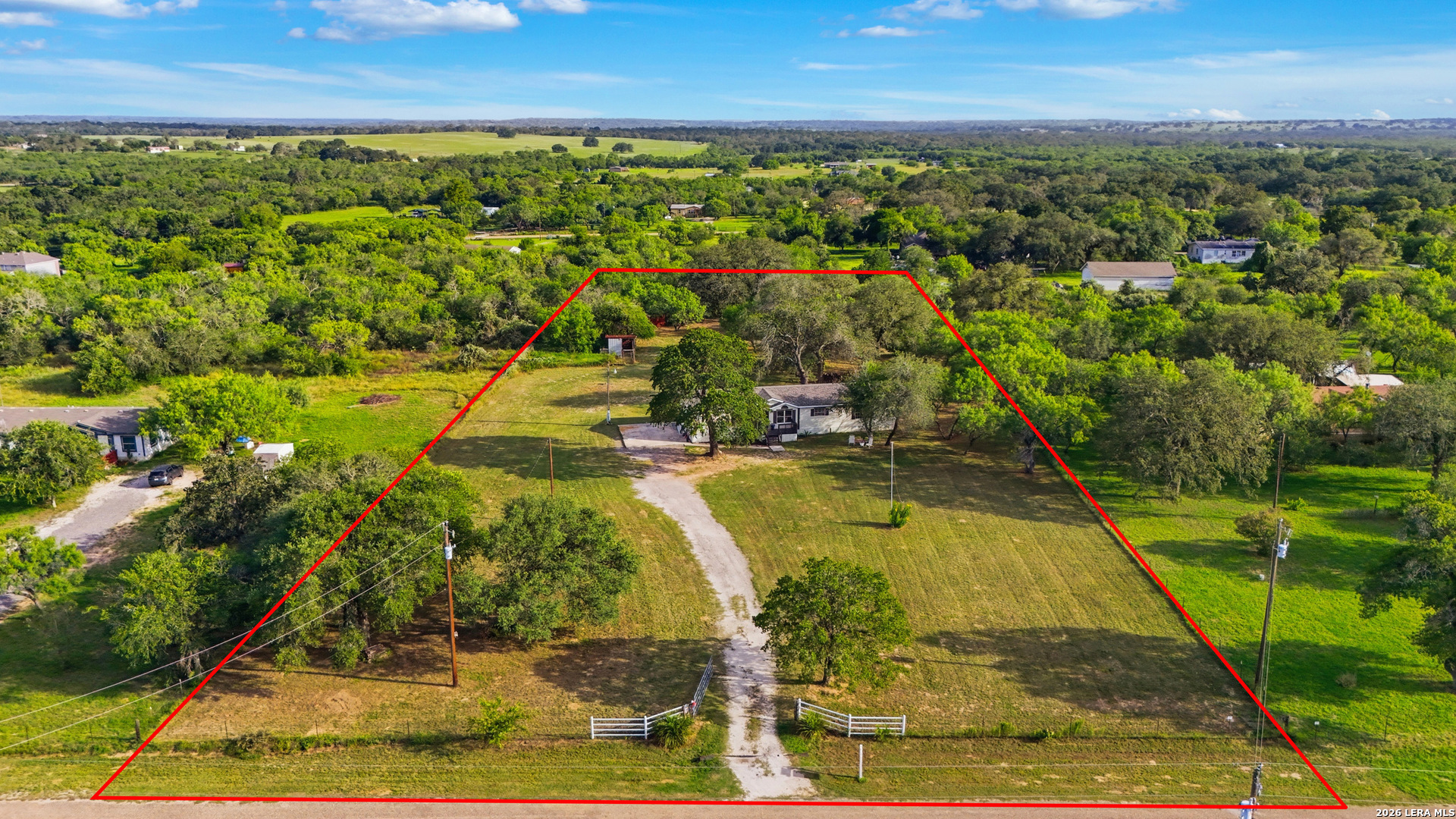 380 Sara Lane Lytle TX 78052