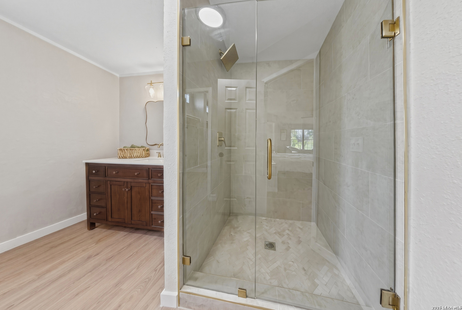 380 Sara Lane Lytle TX 78052