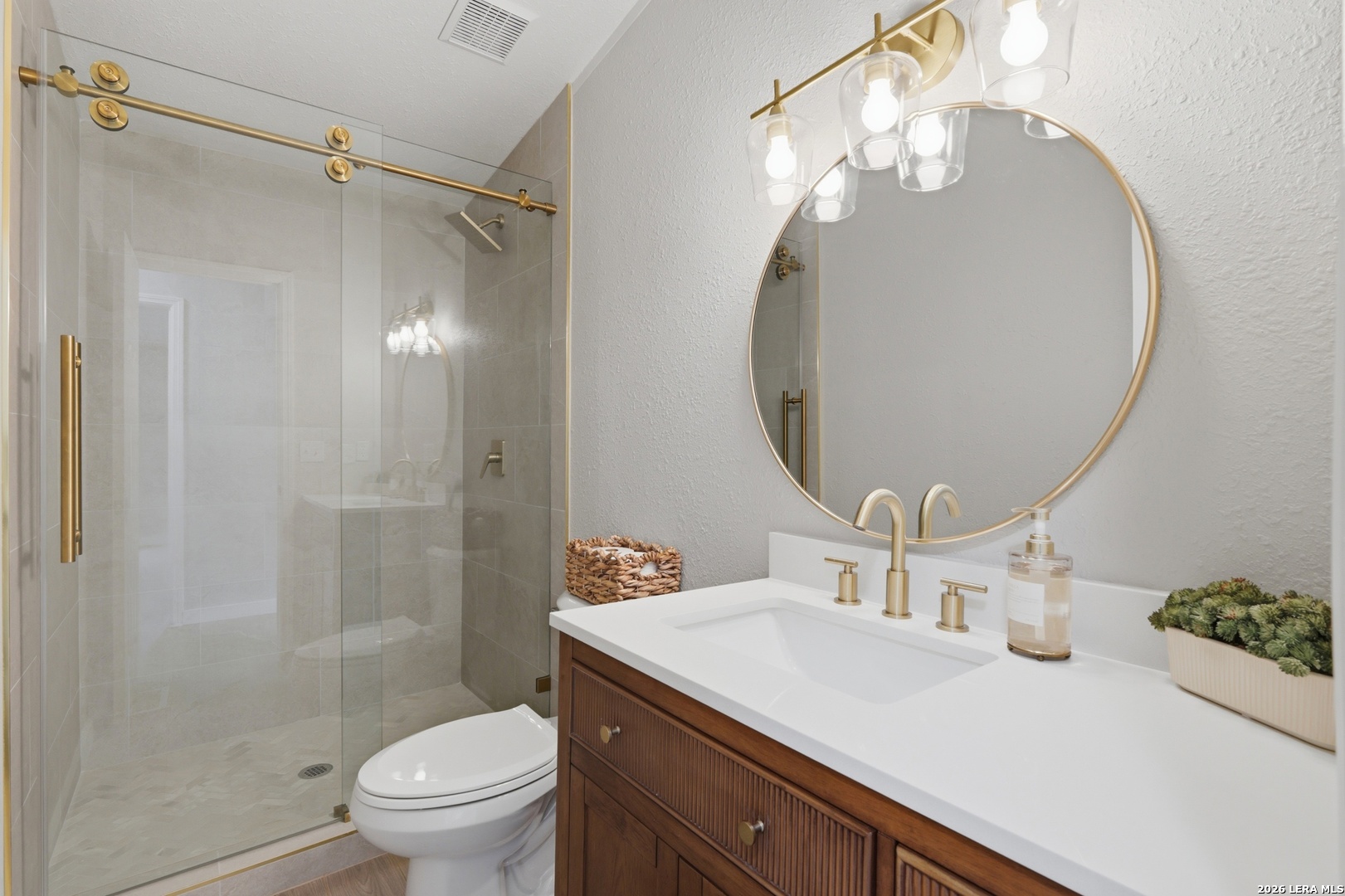 380 Sara Lane Lytle TX 78052