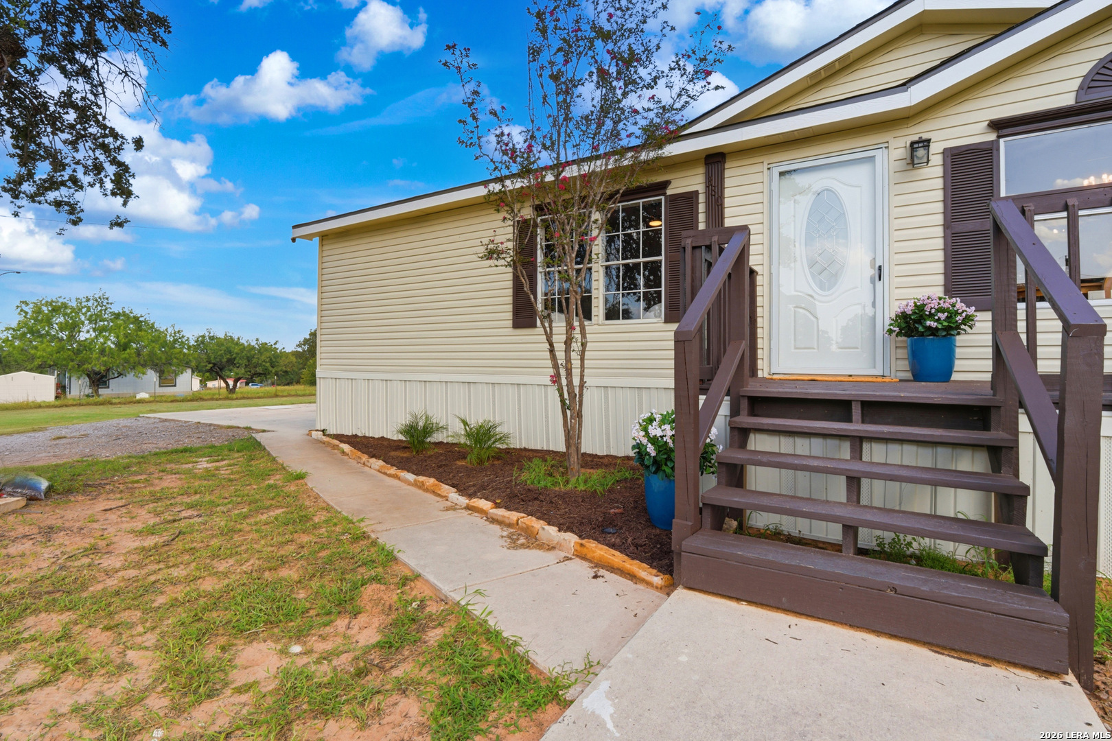 380 Sara Lane Lytle TX 78052