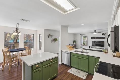 9632 Dover Ridge San Antonio TX 78250