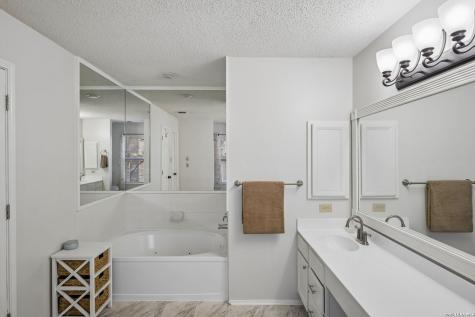 9632 Dover Ridge San Antonio TX 78250