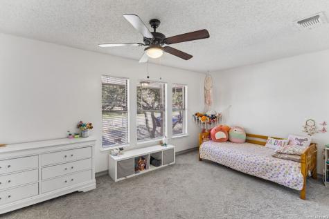 9632 Dover Ridge San Antonio TX 78250