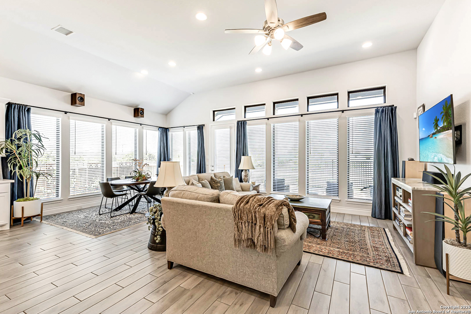 1820 Durham Bulverde TX 78163