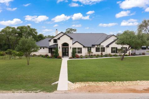 176 Trophy Lane Poteet TX 78065