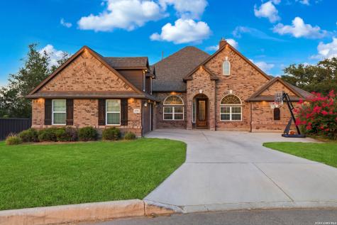 175 Wagon Lane Castroville TX 78009