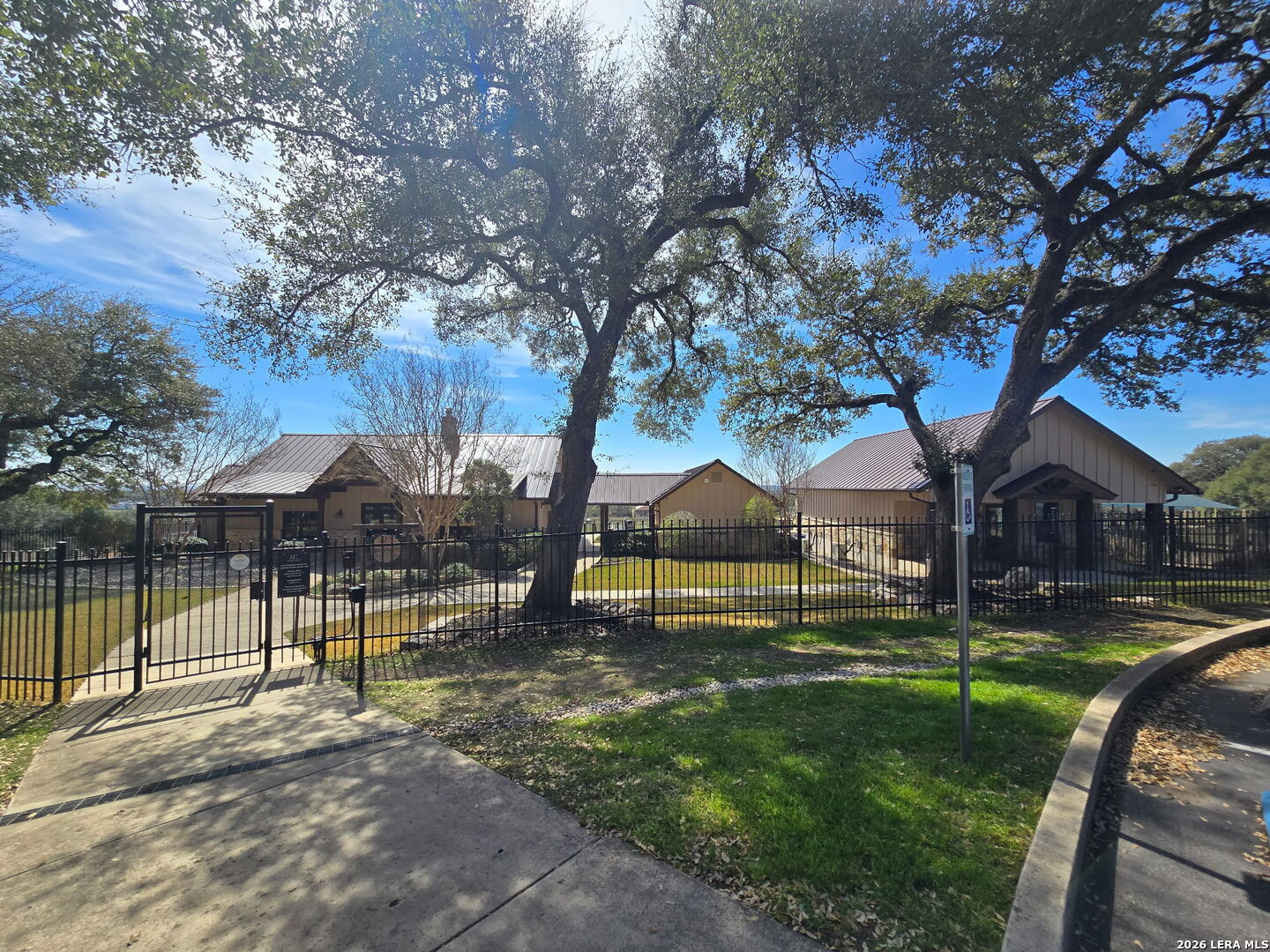 206 Falling Hills New Braunfels TX 78132