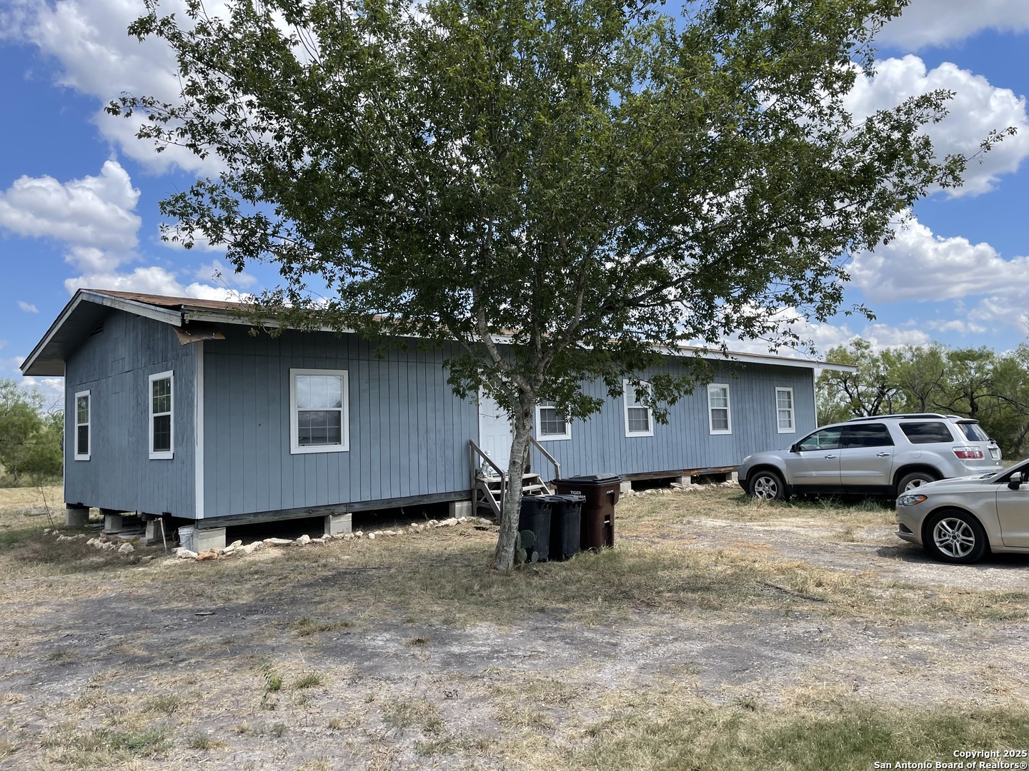 544 County Road 4647 Hondo TX 78861