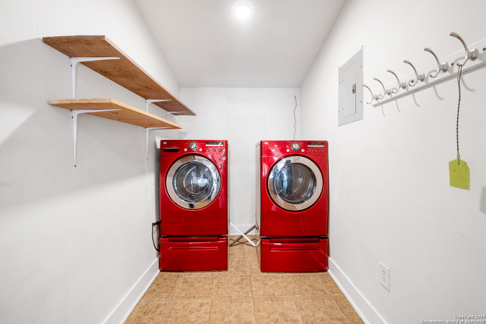 428 W Lullwood Avenue San Antonio TX 78212