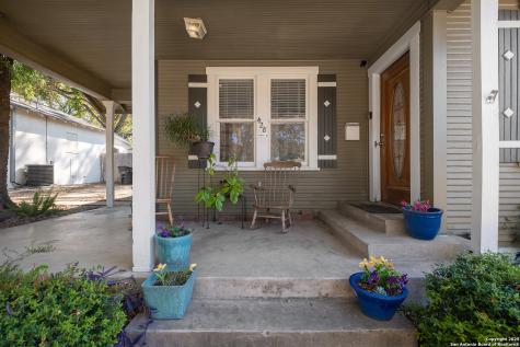 428 W Lullwood Avenue San Antonio TX 78212