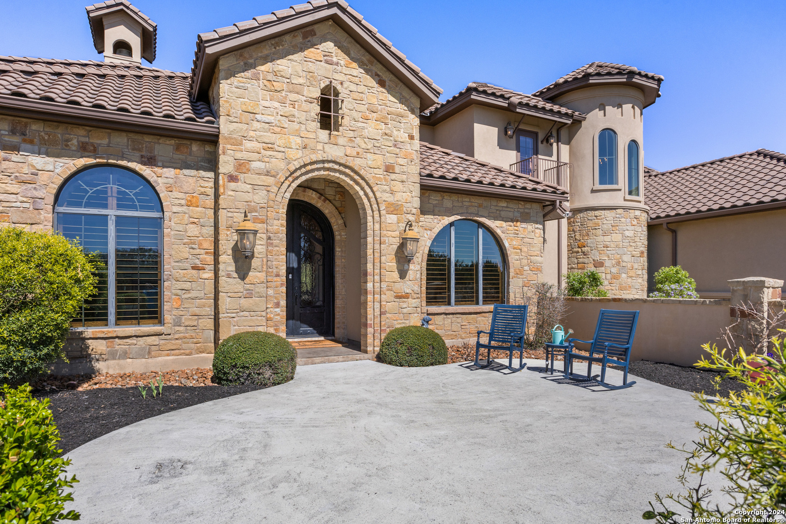 104 Falcon Crest Boerne TX 78006