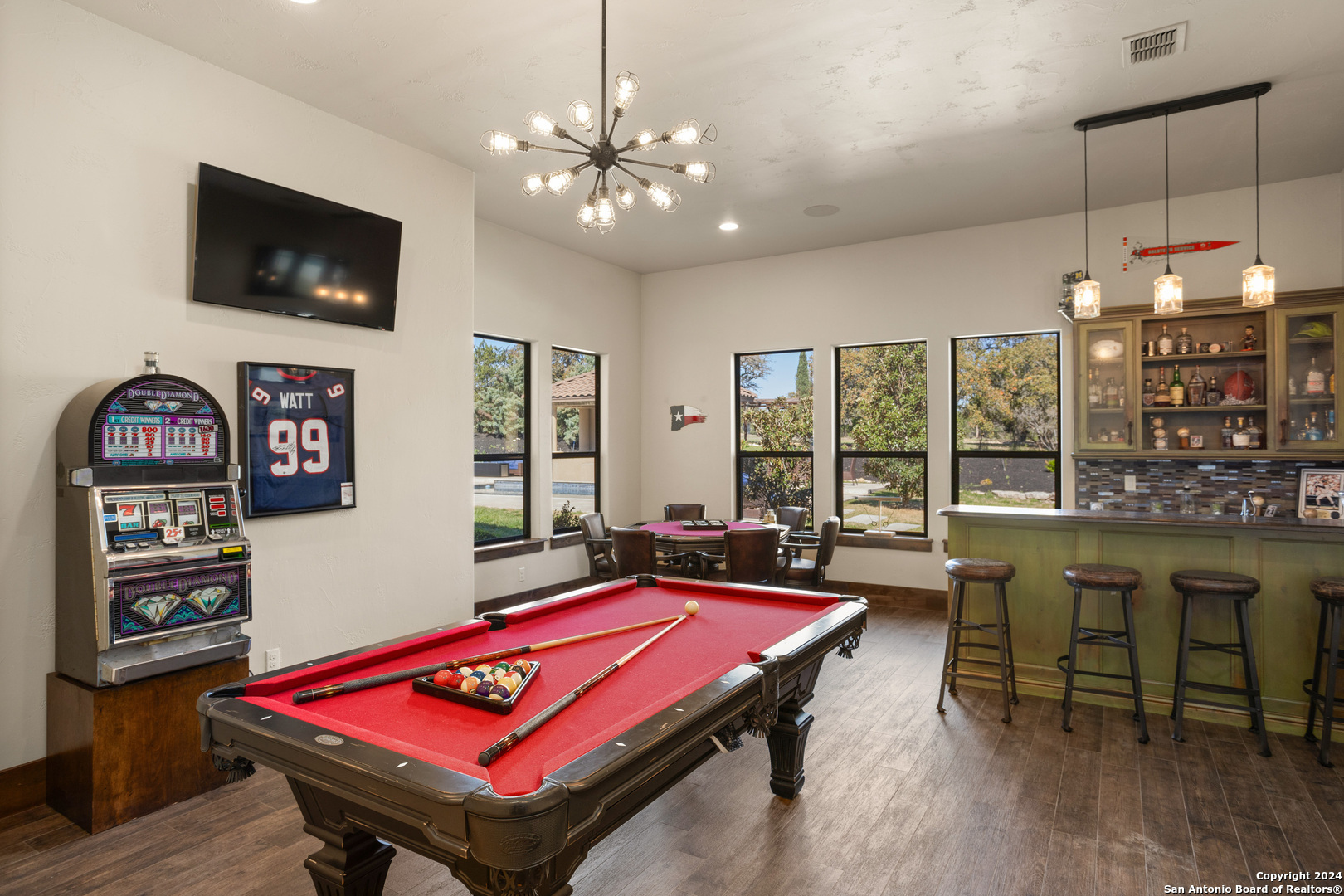 104 Falcon Crest Boerne TX 78006