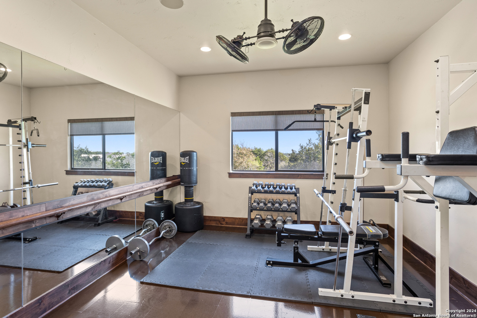 104 Falcon Crest Boerne TX 78006