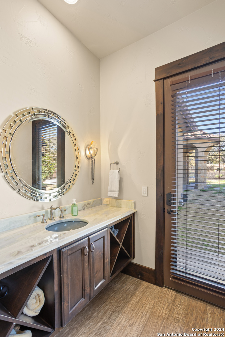 104 Falcon Crest Boerne TX 78006