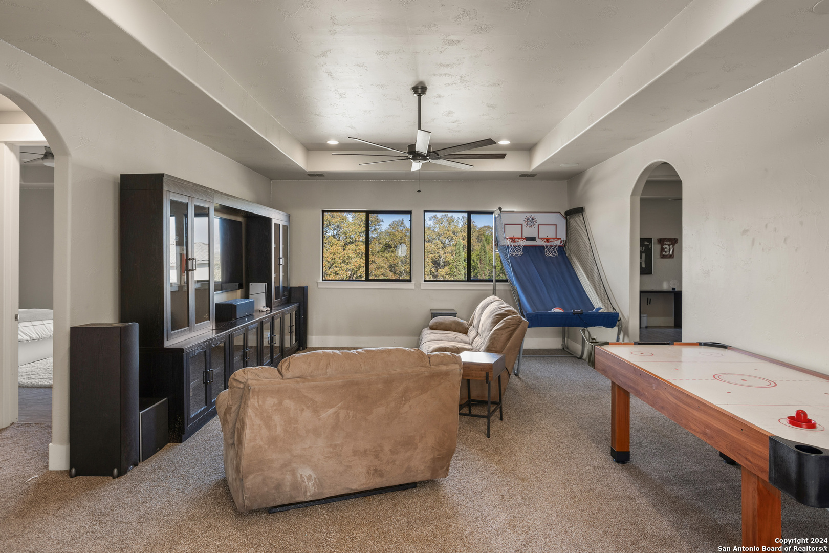 104 Falcon Crest Boerne TX 78006