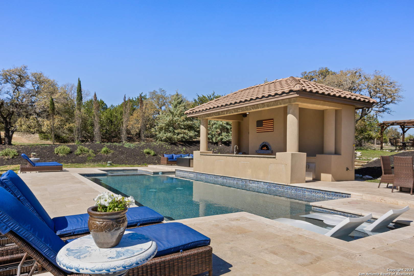 104 Falcon Crest Boerne TX 78006