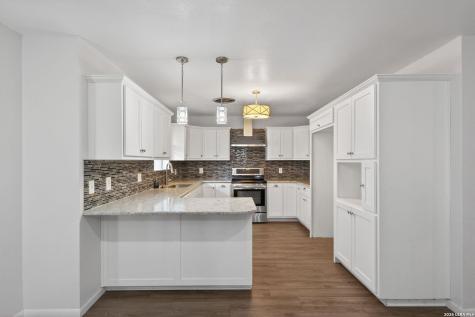 7414 Us Highway 281 Pleasanton TX 78064