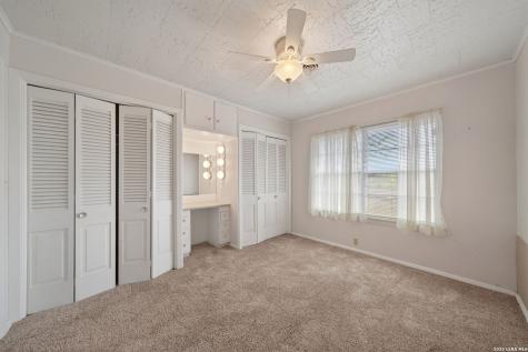 7414 Us Highway 281 Pleasanton TX 78064