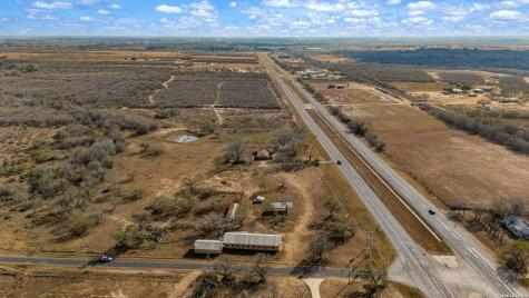 7414 Us Highway 281 Pleasanton TX 78064