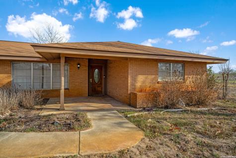7414 Us Highway 281 Pleasanton TX 78064