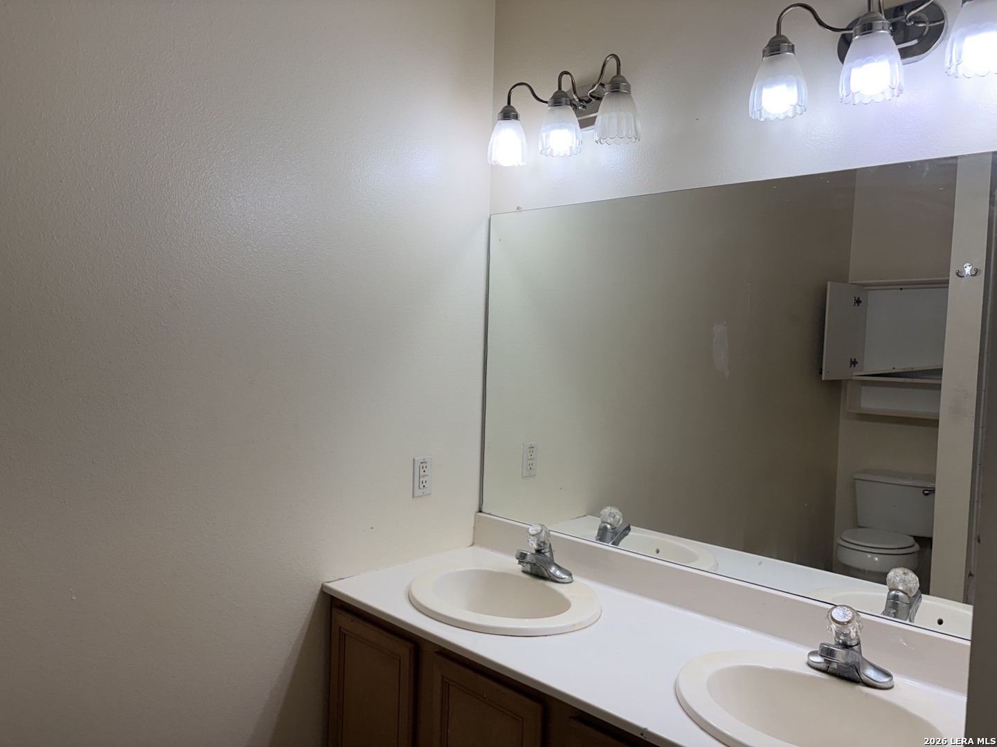 10723 S Shaenridge San Antonio TX 78254