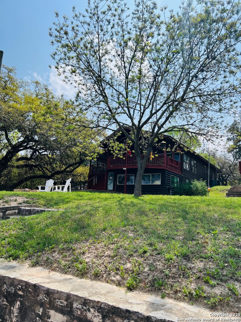 272 N Lakeshore Drive Bandera TX 78003