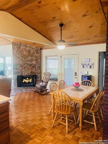 272 N Lakeshore Drive Bandera TX 78003