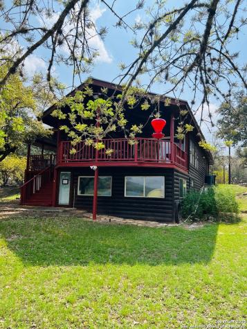 272 N Lakeshore Drive Bandera TX 78003